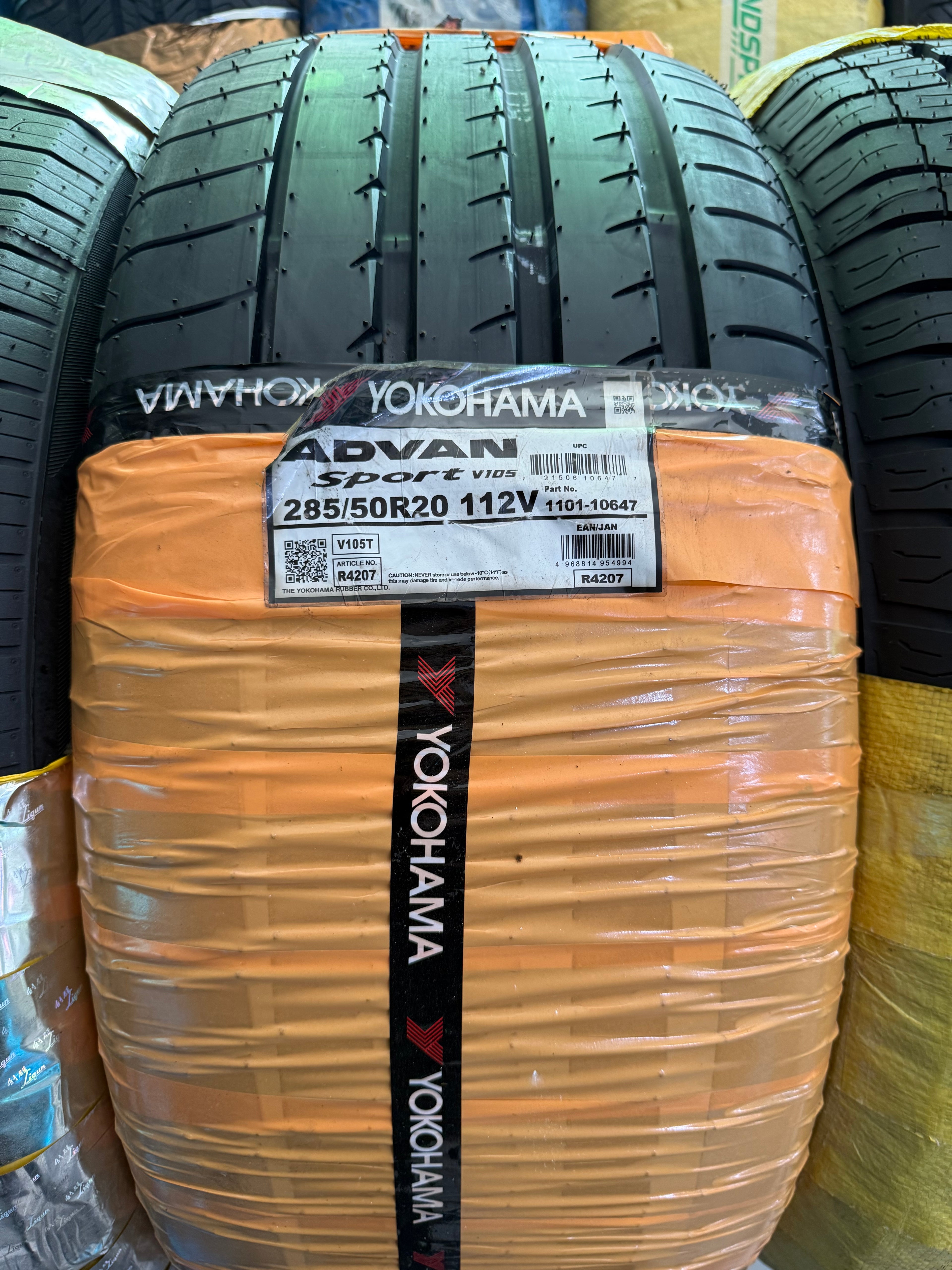 Yokohama ADVAN 285/50R20